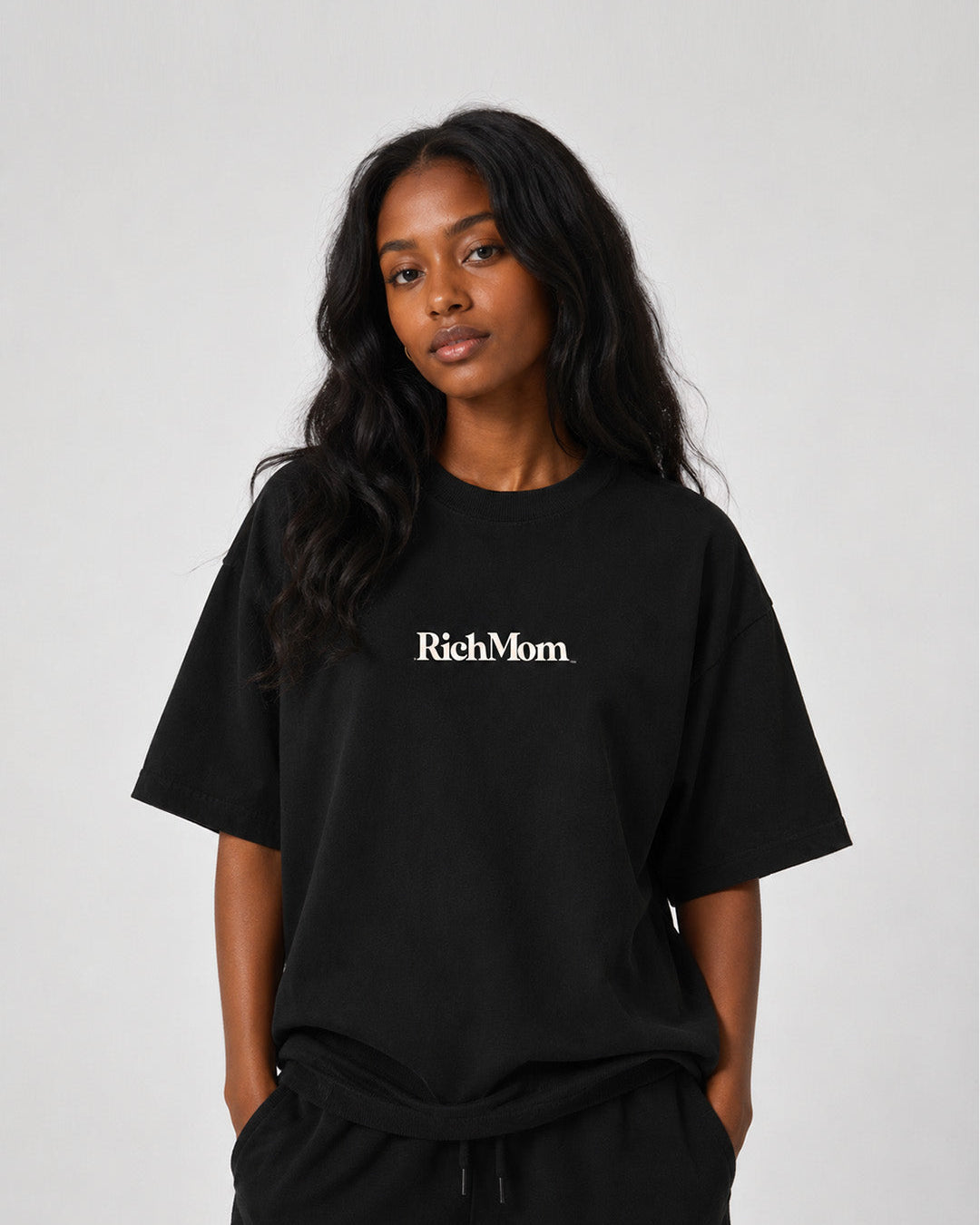 Rich Mom Ultra Heavyweight T-Shirt - Black