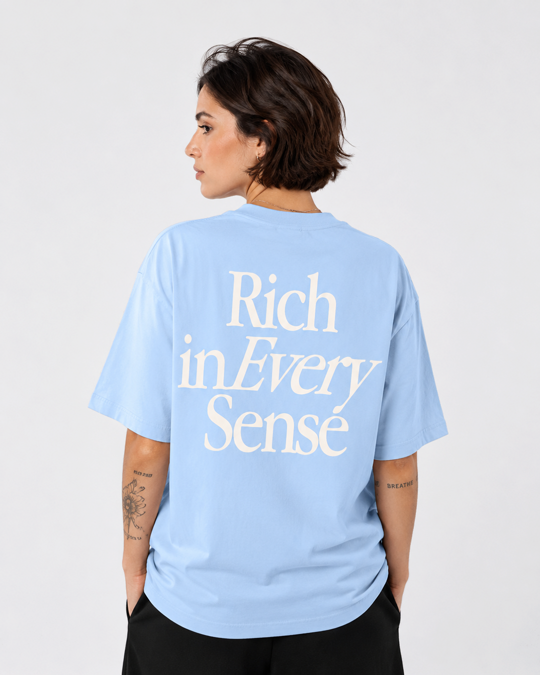 Rich Mom Ultra Heavyweight T-Shirt - Sky Blue