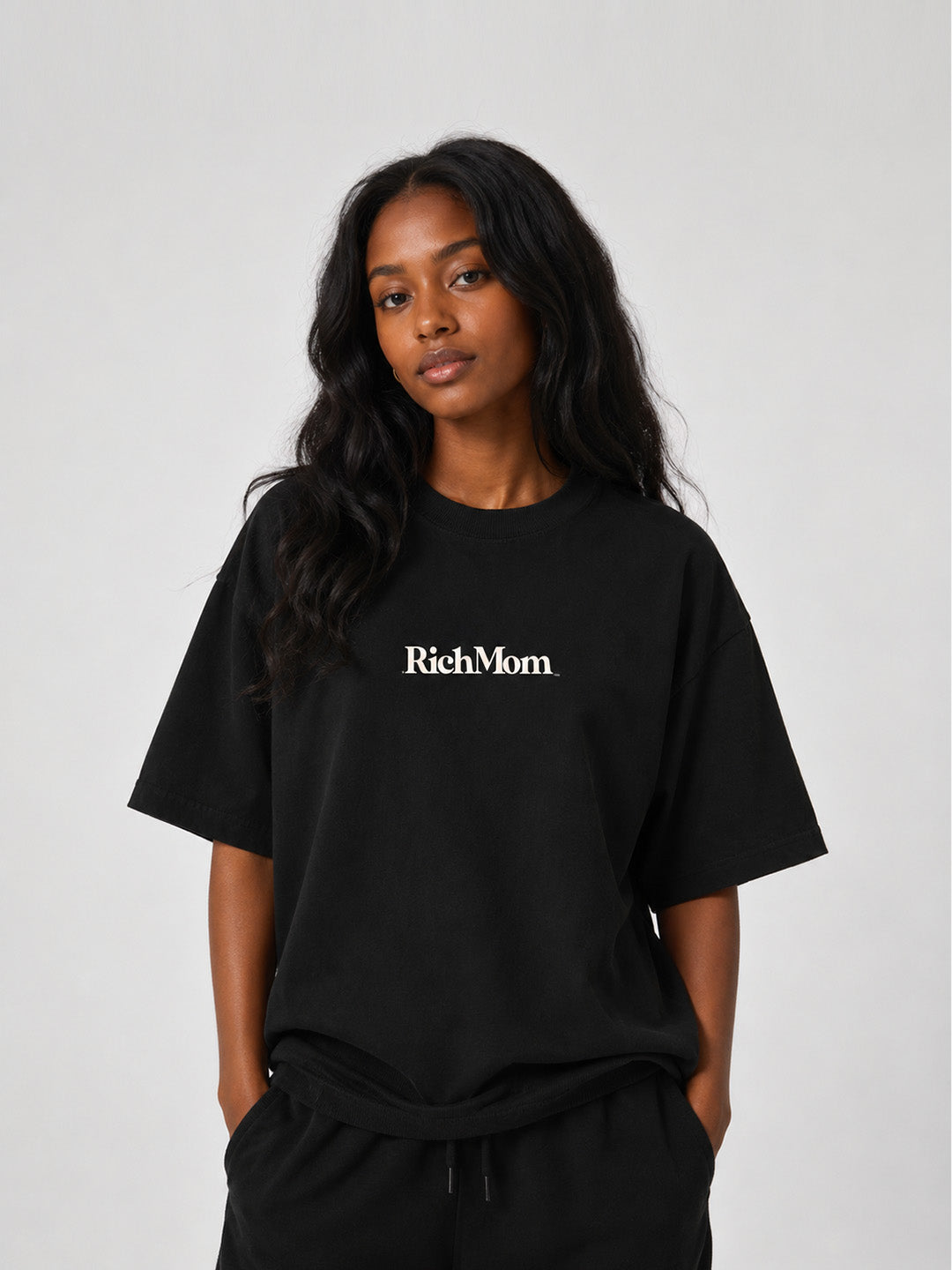 Rich Mom Ultra Heavyweight T-Shirt - Black