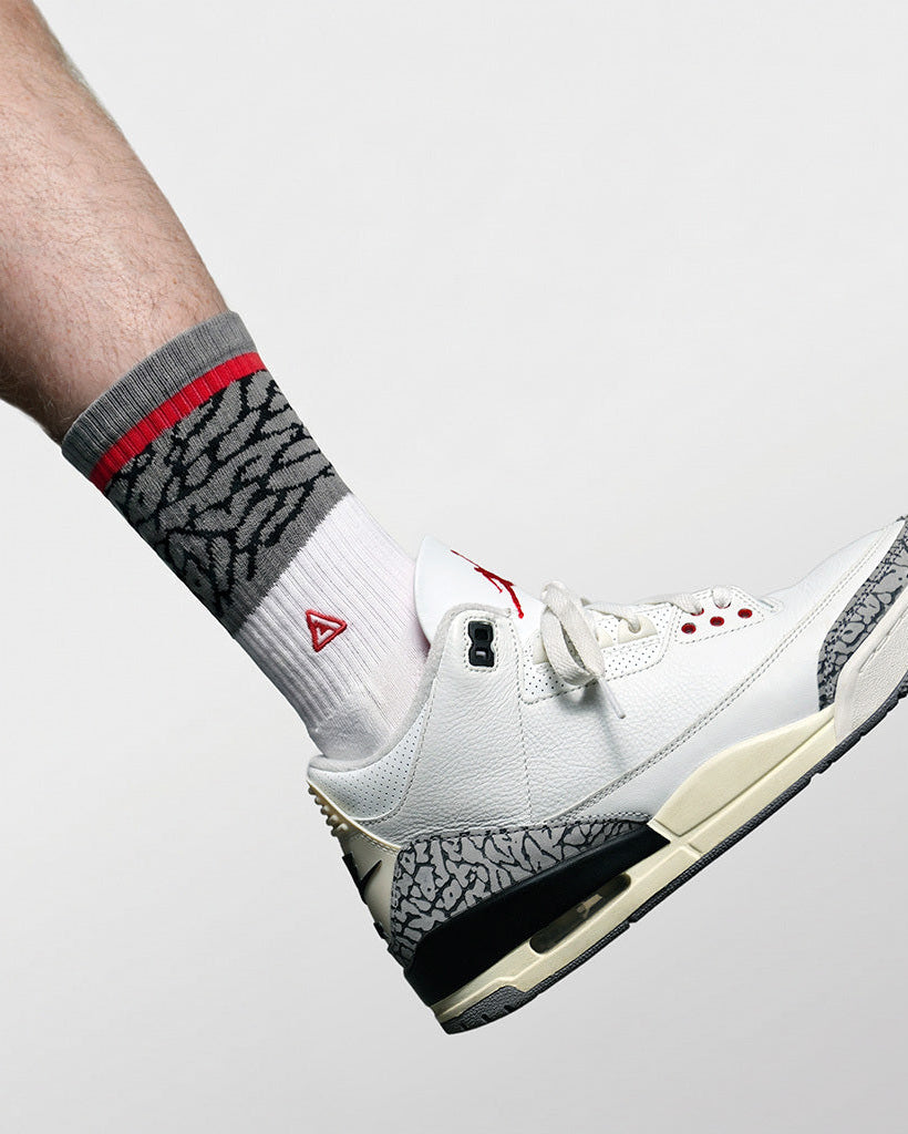 SNKR Socks - White Cement 3